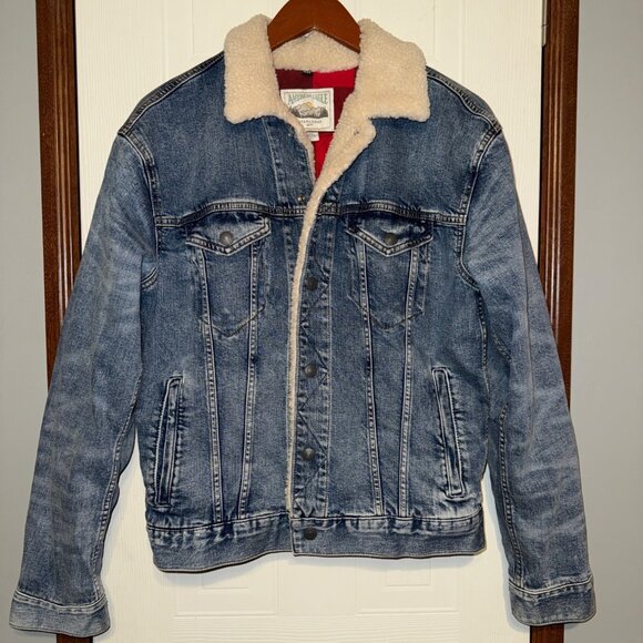 American Eagle Sherpa Lined Denim Trucker Jacket Size Small - Picture 2 of 16